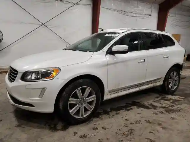 YV440MRU5H2133235 2017 VOLVO XC60-0