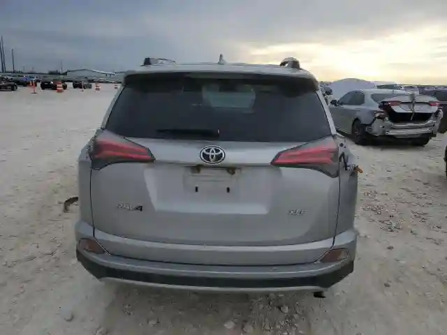 JTMWFREV3JJ180152 2018 TOYOTA RAV4-5