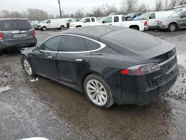 5YJSA1E26JF261691 2018 TESLA MODEL S-1