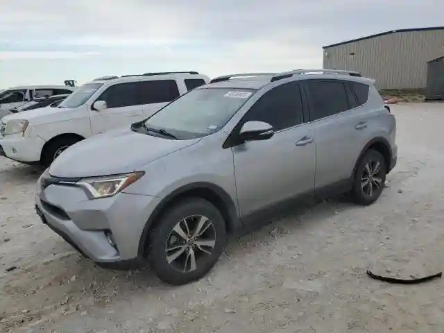 JTMWFREV3JJ180152 2018 TOYOTA RAV4-0