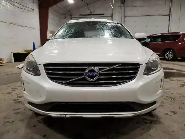 YV440MRU5H2133235 2017 VOLVO XC60-4