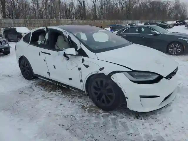 7SAXCBE55NF331481 2022 TESLA MODEL X-3