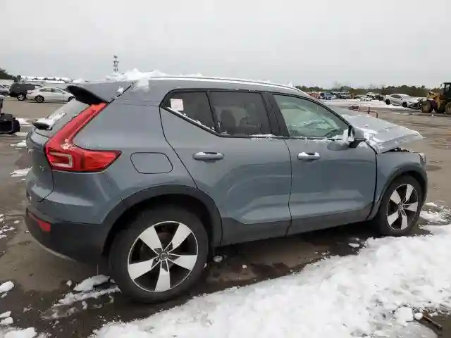 YV4162UK3L2180557 2020 VOLVO XC40-2