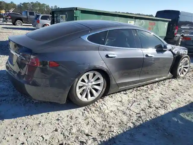 5YJSA1E26JF283528 2018 TESLA MODEL S-2