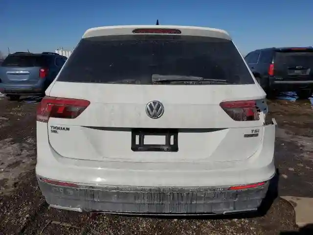 3VV2B7AX8JM026336 2018 VOLKSWAGEN TIGUAN-5