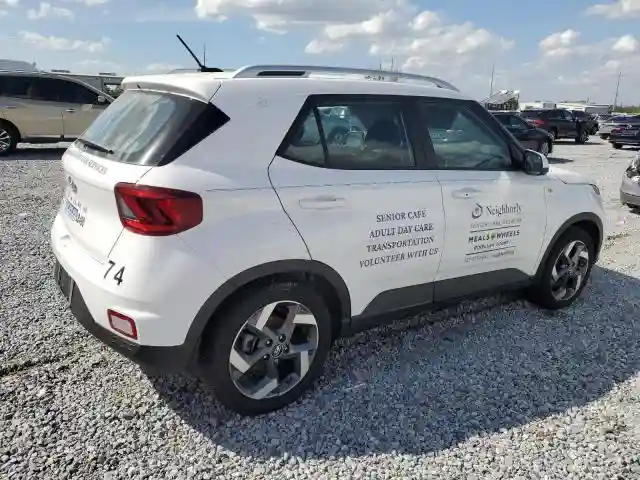 KMHRC8A37RU308208 2024 HYUNDAI VENUE-2
