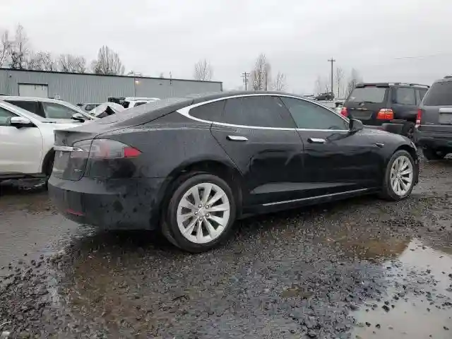 5YJSA1E26JF261691 2018 TESLA MODEL S-2