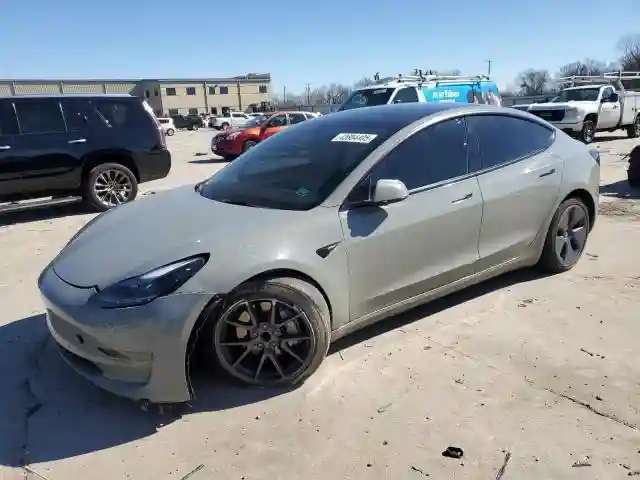 5YJ3E1EA5NF124425 2022 TESLA MODEL 3-0