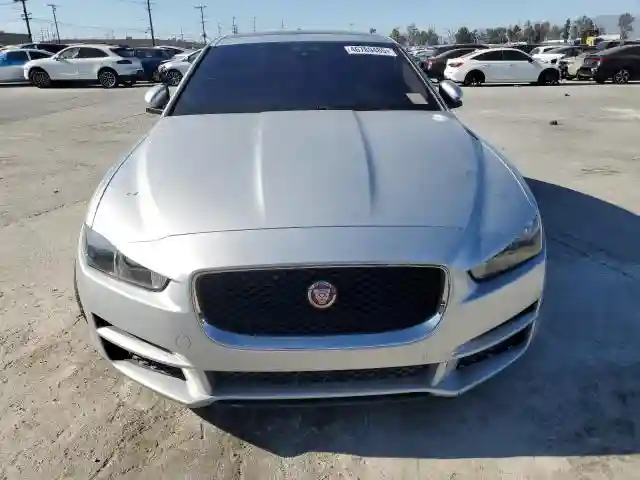 SAJAR4FXXKCP48344 2019 JAGUAR XE-4