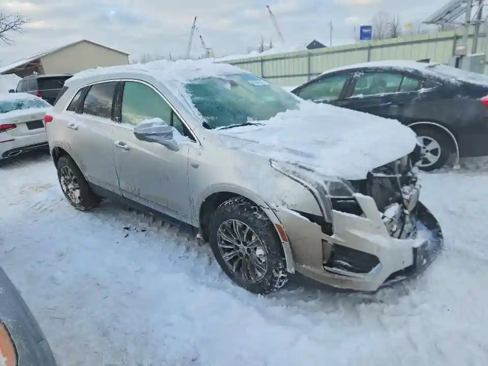 1GYKNDRS9JZ185582 2018 CADILLAC XT5-3