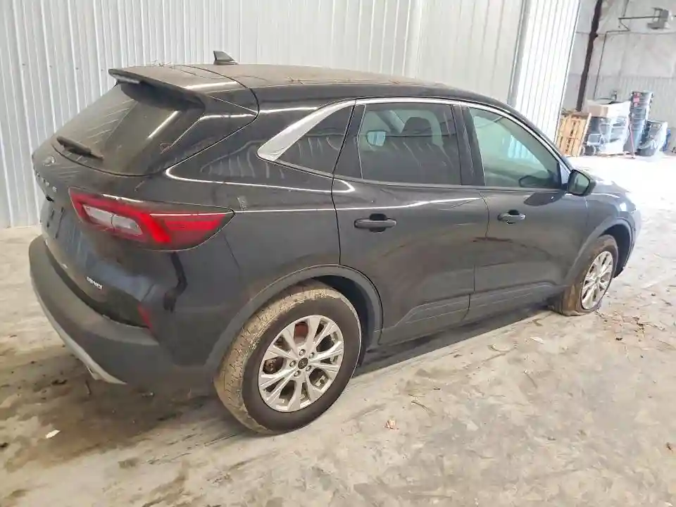 1FMCU9GN7PUB35157 2023 FORD ESCAPE ACT-2