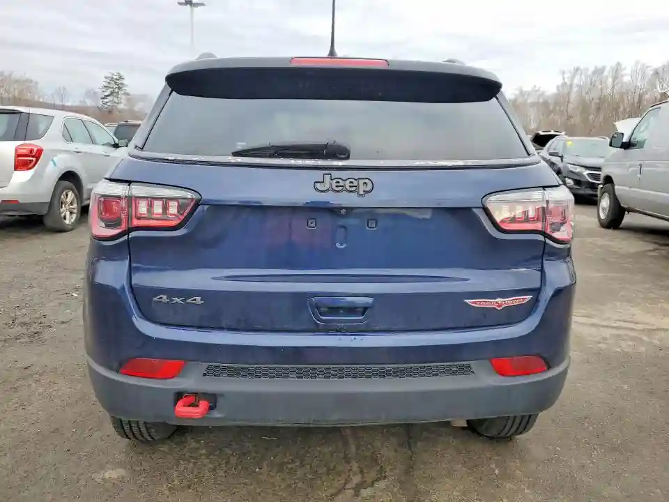3C4NJDDBXLT203314 2020 JEEP COMPASS-5
