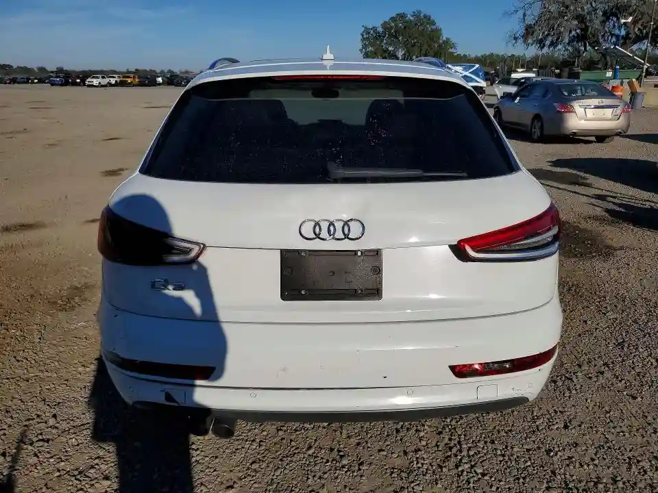 WA1FFCFS7FR010686 2015 AUDI Q3-5