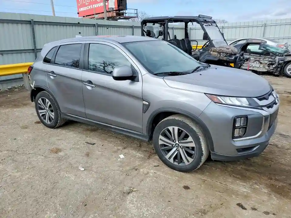 JA4AR3AU0LU024836 2020 MITSUBISHI OUTLANDER-3