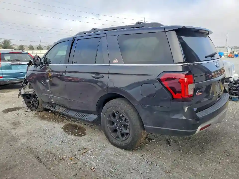 1FMJU1RG9PEA64058 2023 FORD EXPEDITION-1