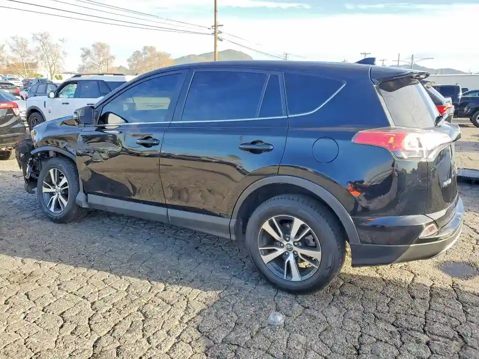 2T3RFREV6JW816416 2018 TOYOTA RAV4-1