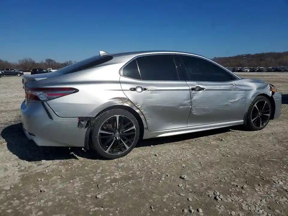 4T1B61HK3KU184747 2019 TOYOTA CAMRY-2