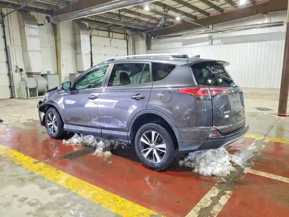 2T3RFREV8JW801738 2018 TOYOTA RAV4-1