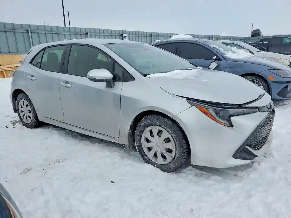 JTNK4RBE8K3057313 2019 TOYOTA COROLLA SE 4DR HATCH-3