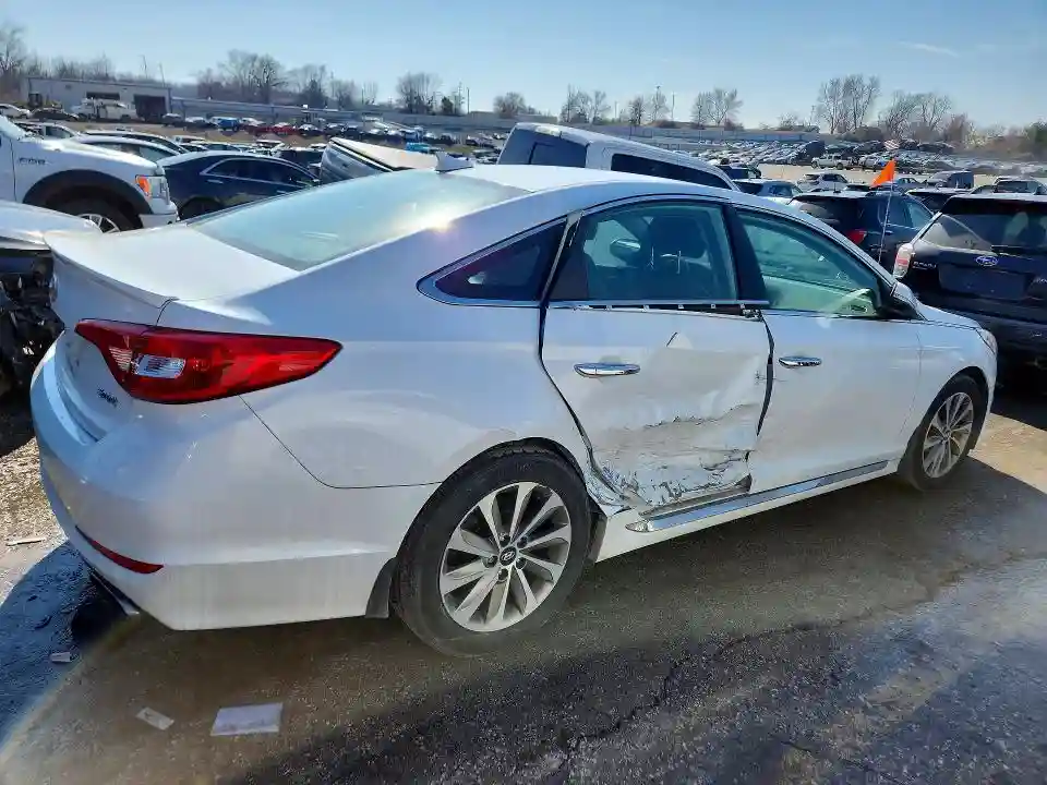 5NPE34AF0HH585930 2017 HYUNDAI SONATA-2