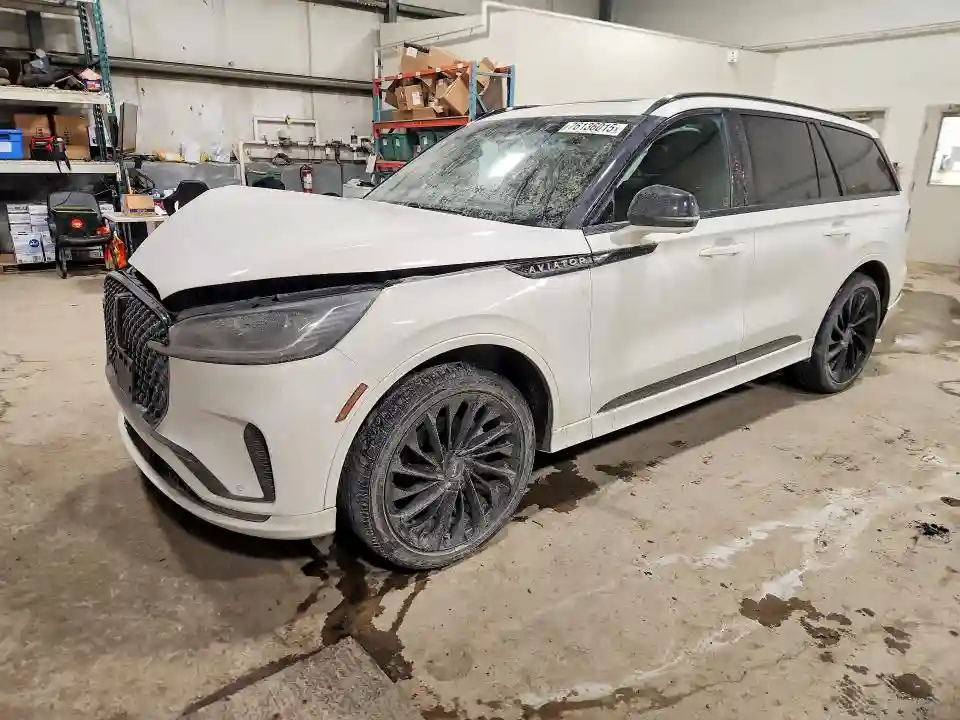 5LM5J7XC8SGL16079 2025 LINCOLN AVIATOR-0