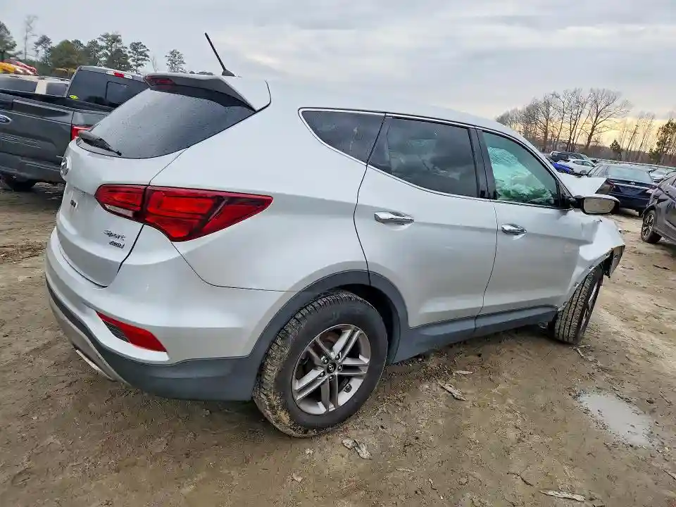 5XYZTDLB3JG566944 2018 HYUNDAI SANTA FE-2