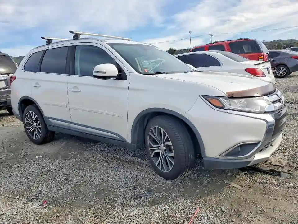JA4AD3A32JZ022785 2018 MITSUBISHI OUTLANDER-3