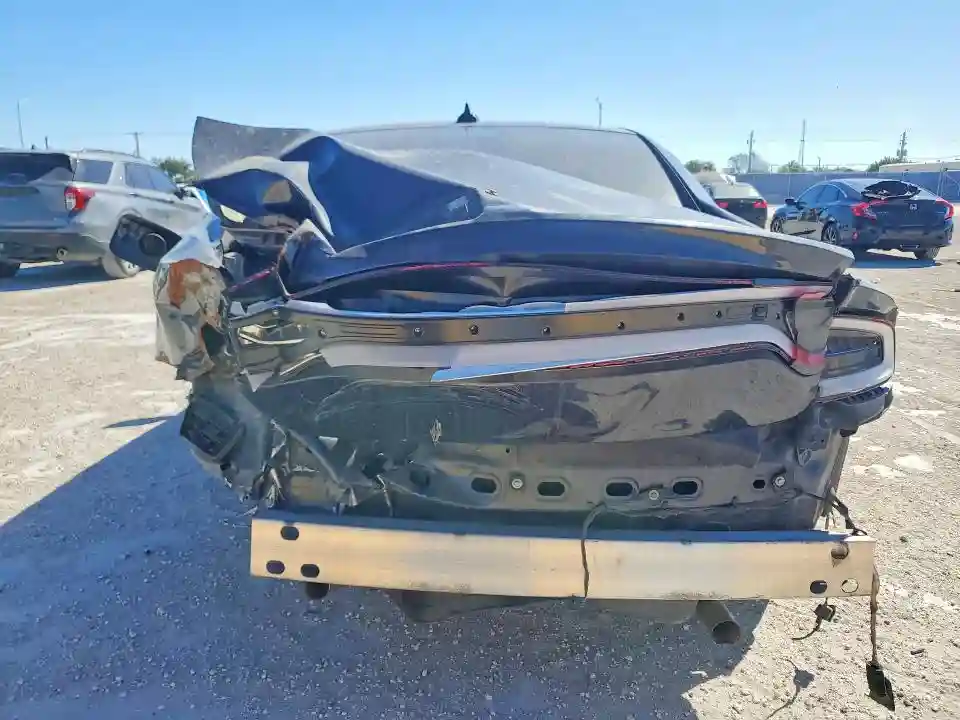 2C3CDXCT0HH609469 2017 DODGE CHARGER R-5
