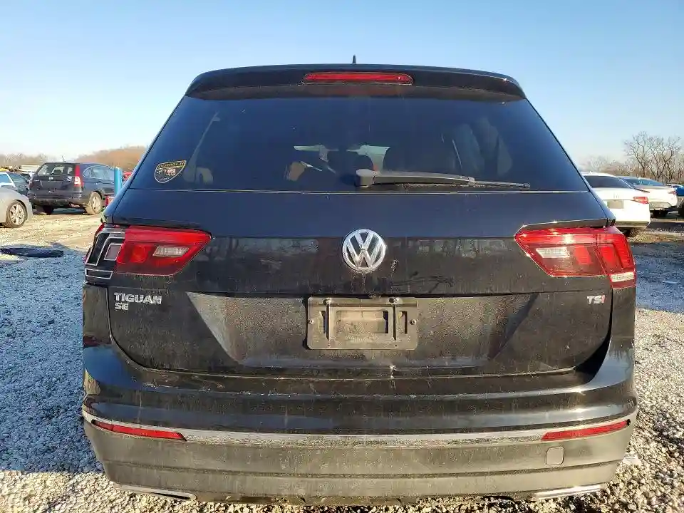 3VV3B7AX7JM199818 2018 VOLKSWAGEN TIGUAN-5
