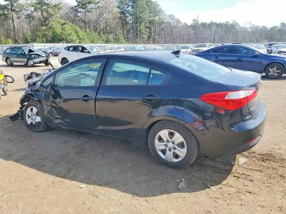 KNAFK4A68F5426090 2015 KIA FORTE-1