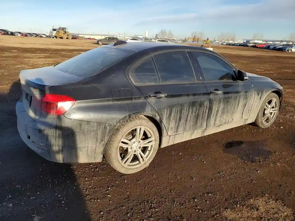 WBA8D9C50JA614946 2018 BMW 3 SERIES-2