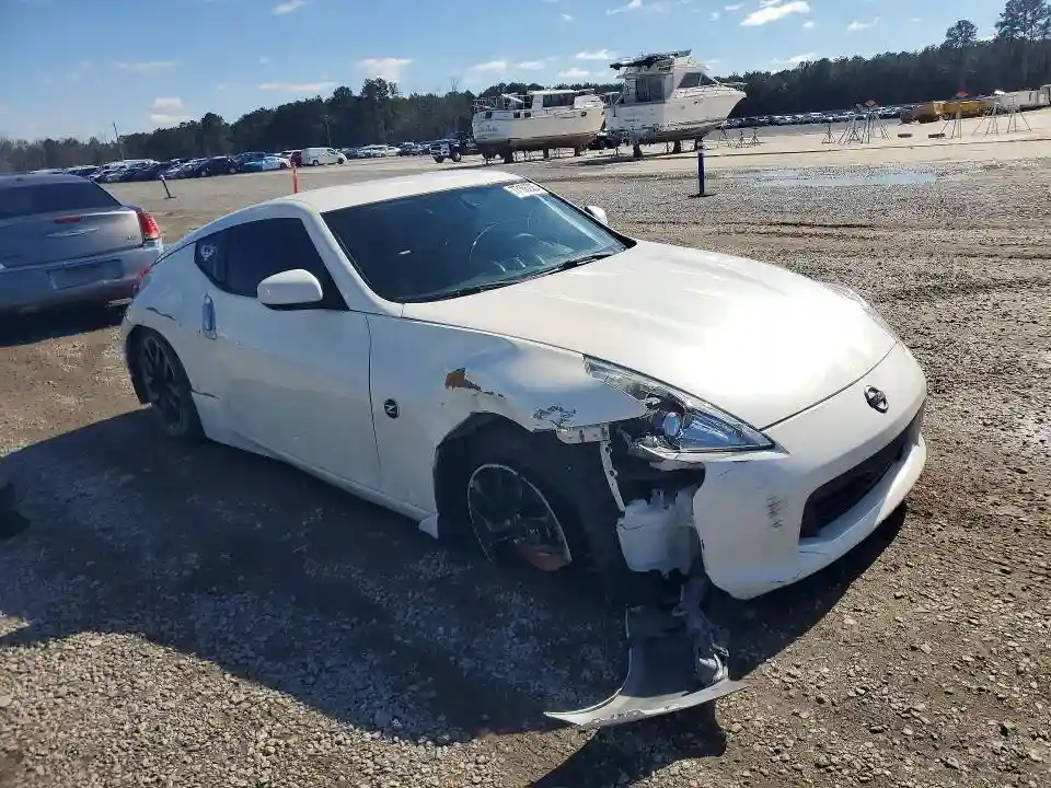 JN1AZ4EH3GM935938 2016 NISSAN 370Z-3