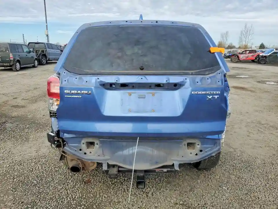 JF2SJGWC9JH480270 2018 SUBARU FORESTER-5