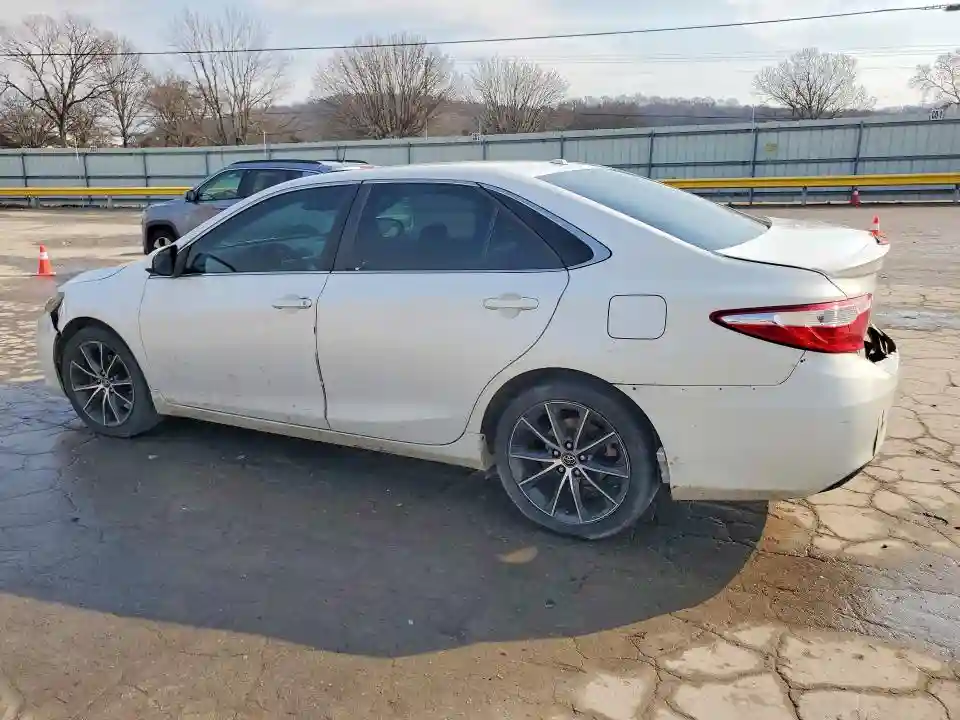 4T1BF1FK4GU547891 2016 TOYOTA CAMRY-1