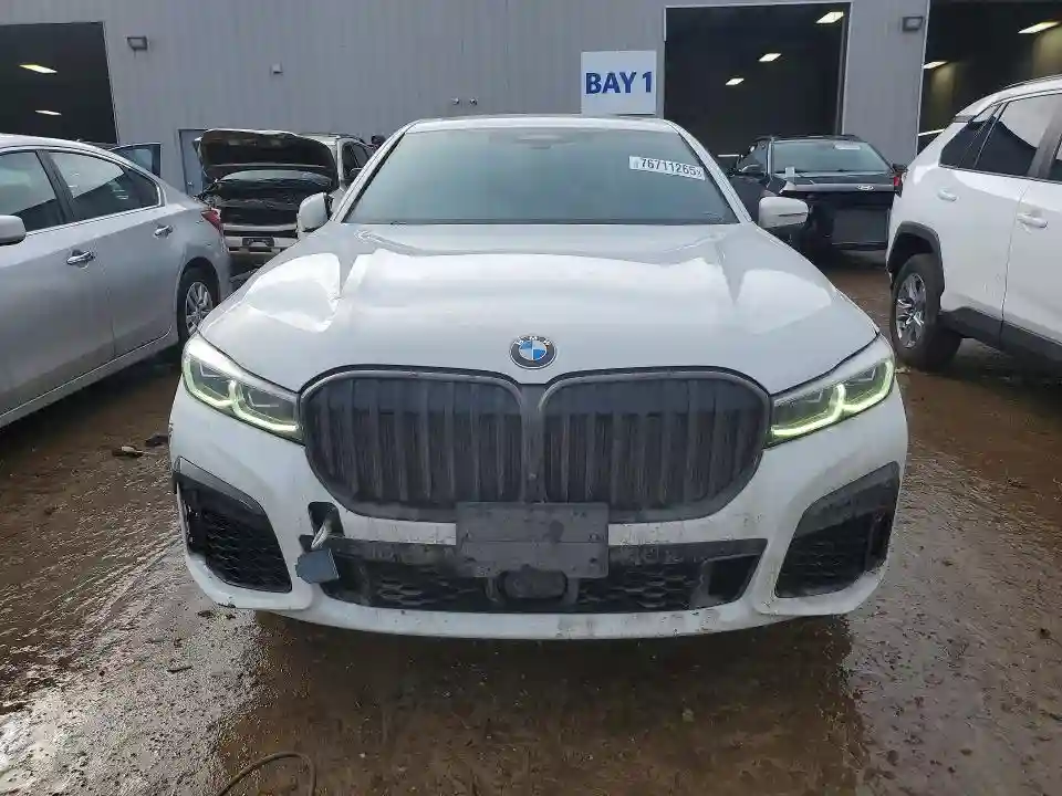 WBA7U2C08LGJ59237 2020 BMW 7 SERIES-4
