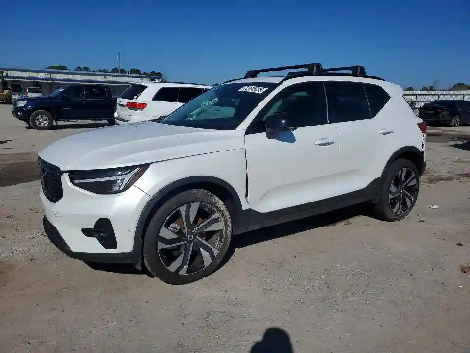 YV4L12UL0R2295769 2024 VOLVO XC40 PLUS-0