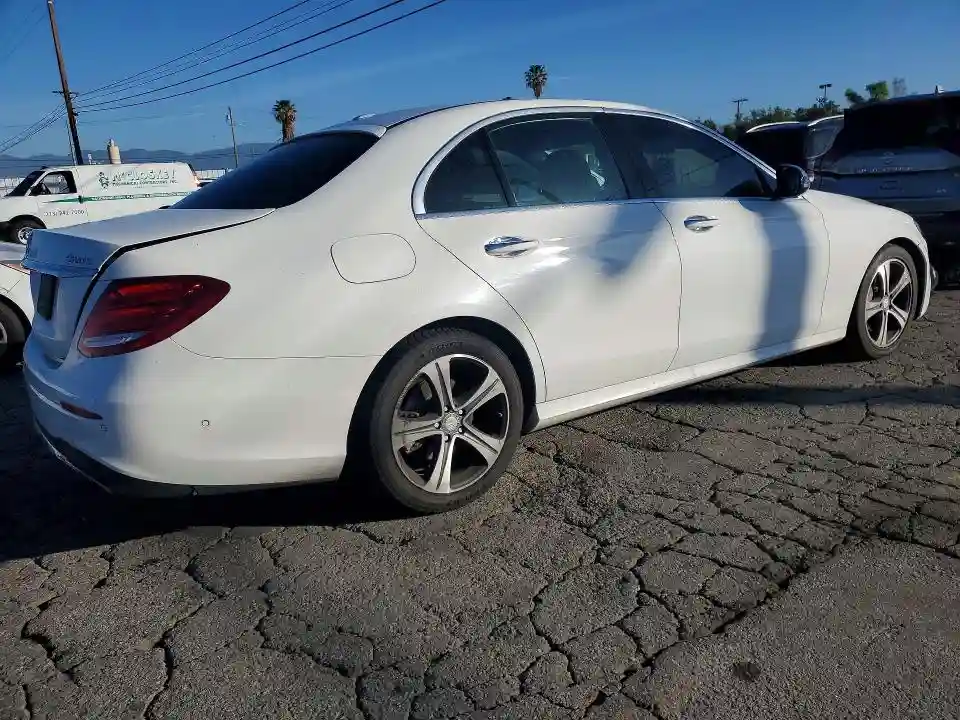 WDDZF4KB8HA098329 2017 MERCEDES-BENZ E-CLASS-2