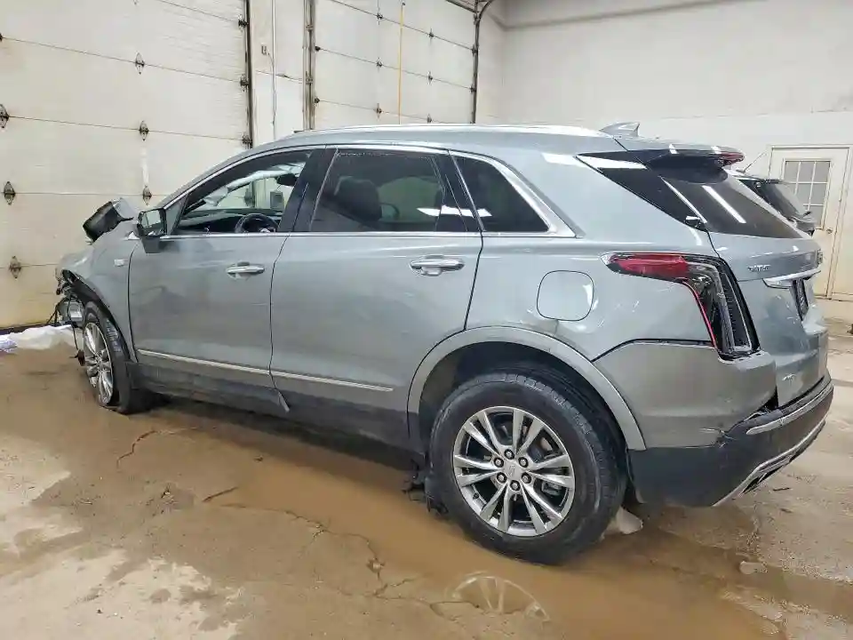 1GYKNDRSXPZ158044 2023 CADILLAC XT5-1