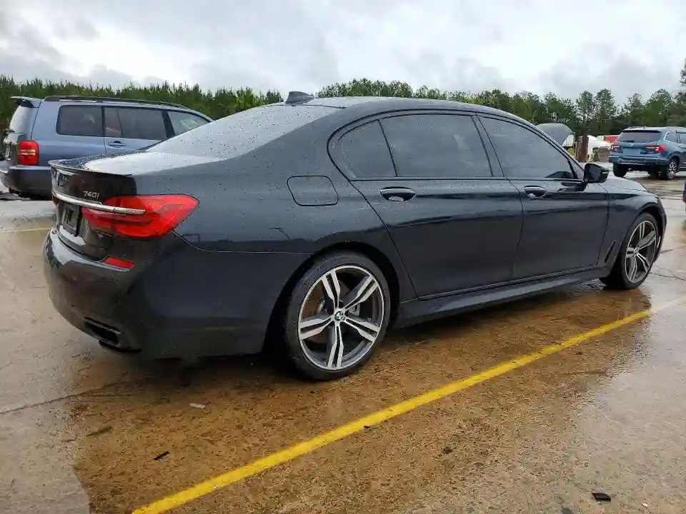 WBA7E2C50KB218298 2019 BMW 7 SERIES-2