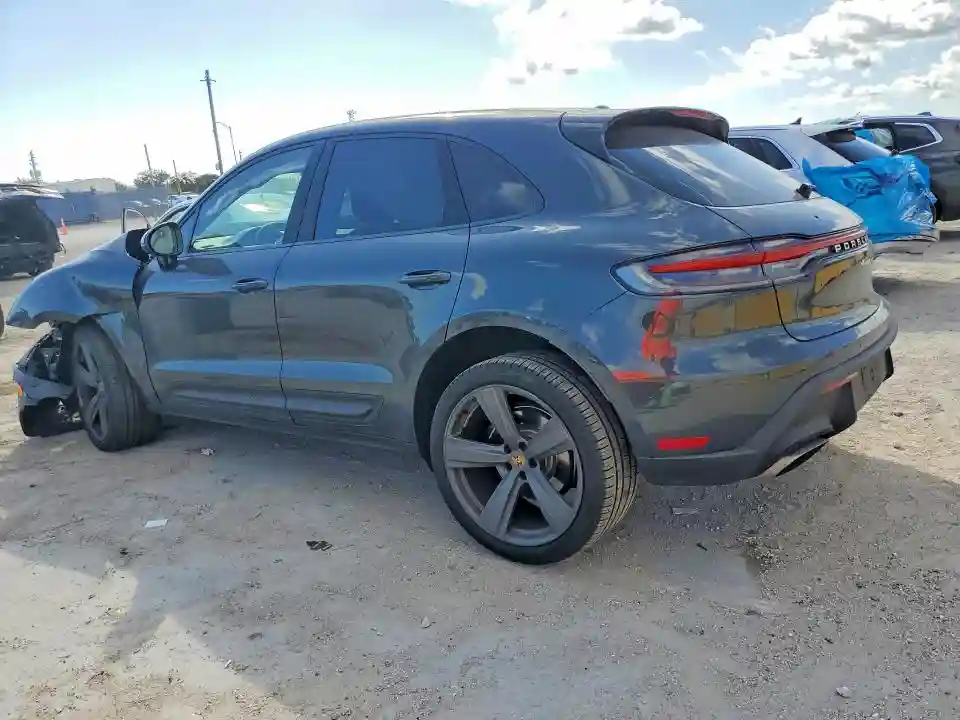 WP1AA2A52NLB05408 2022 PORSCHE MACAN-1