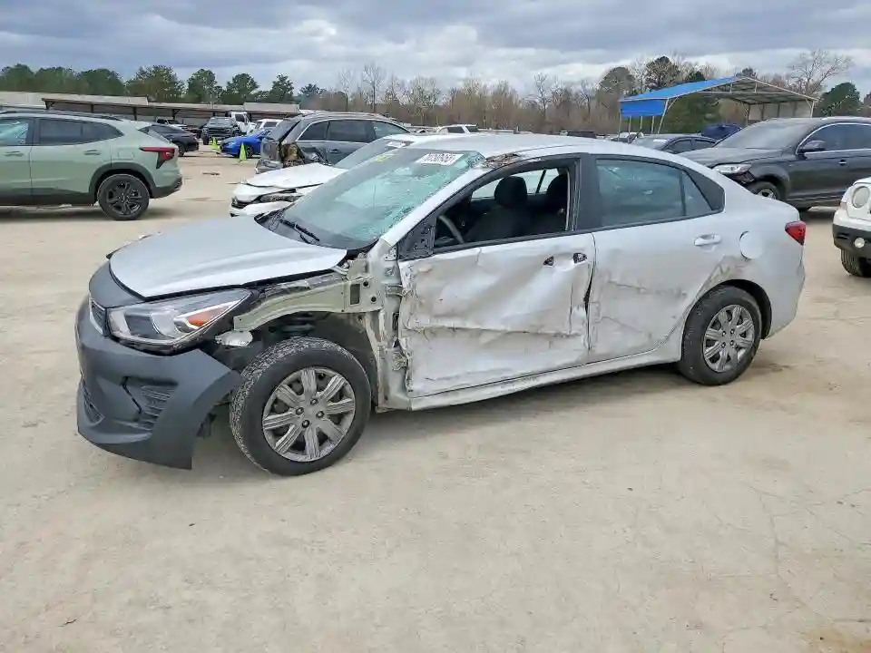 3KPA24AD4PE618351 2023 KIA RIO-0