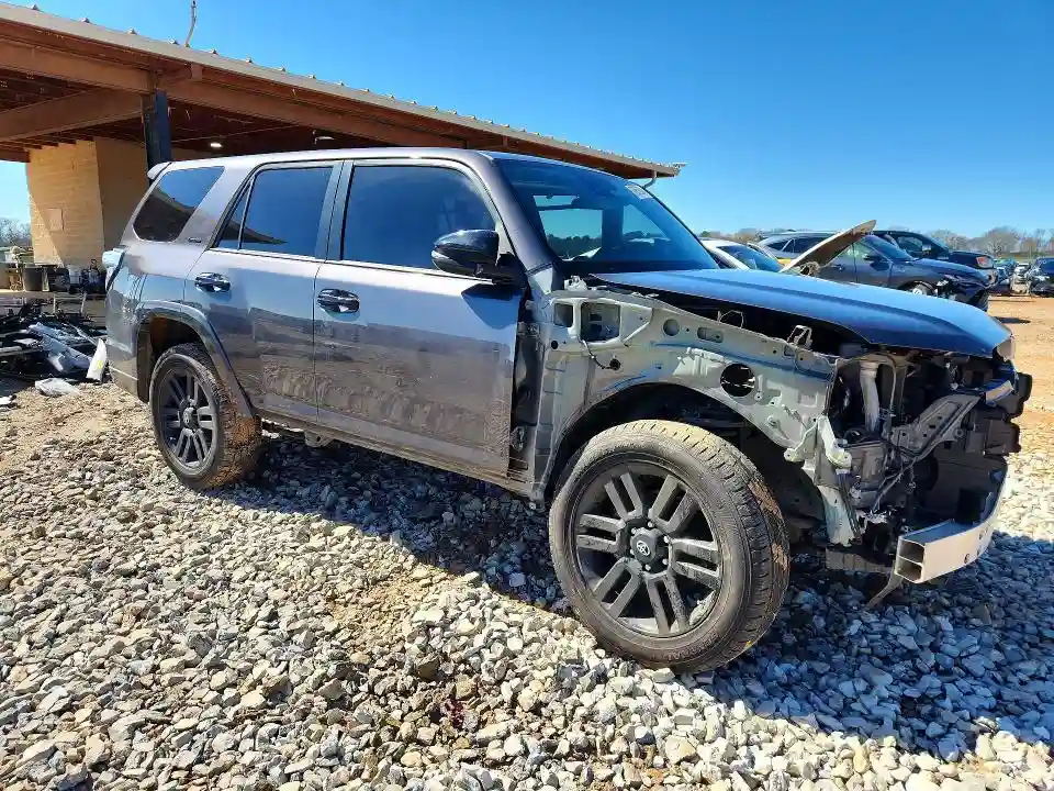 JTECU5JR0M5243887 2021 TOYOTA 4RUNNER-3