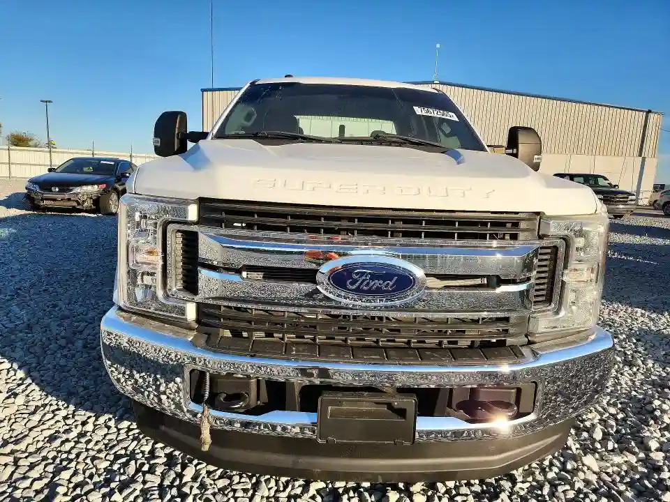 1FT8W3BT8HEB29788 2017 FORD F350-4