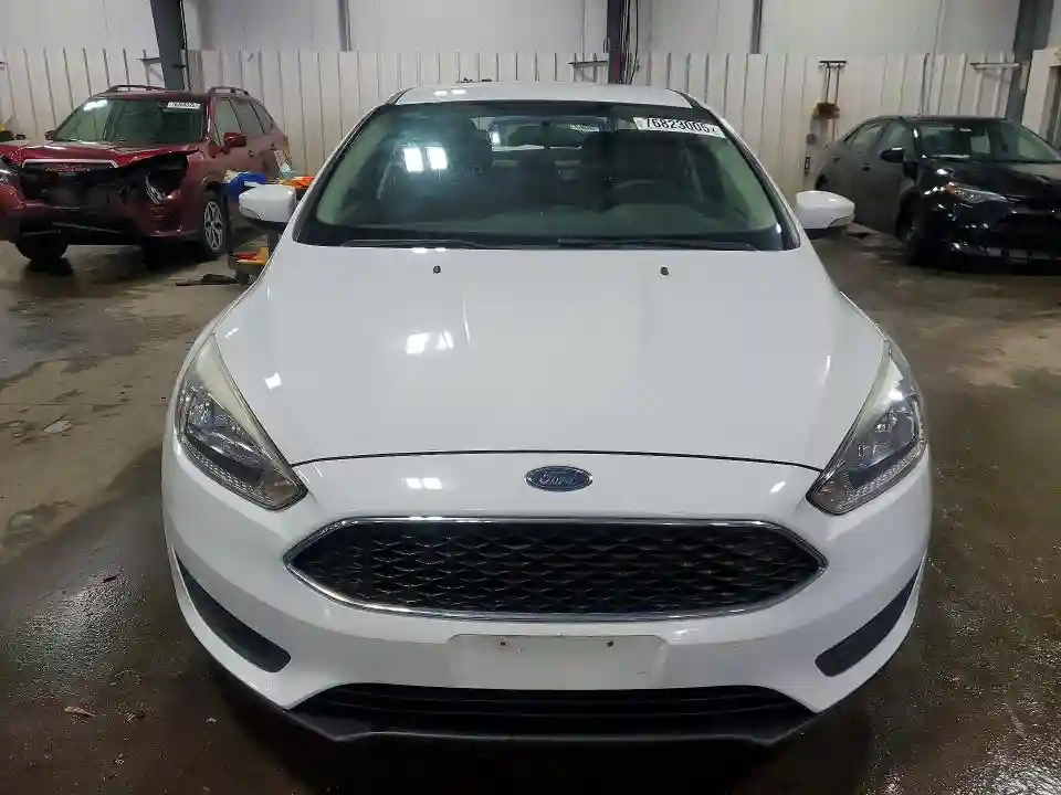 1FADP3F21HL324680 2017 FORD FOCUS-4