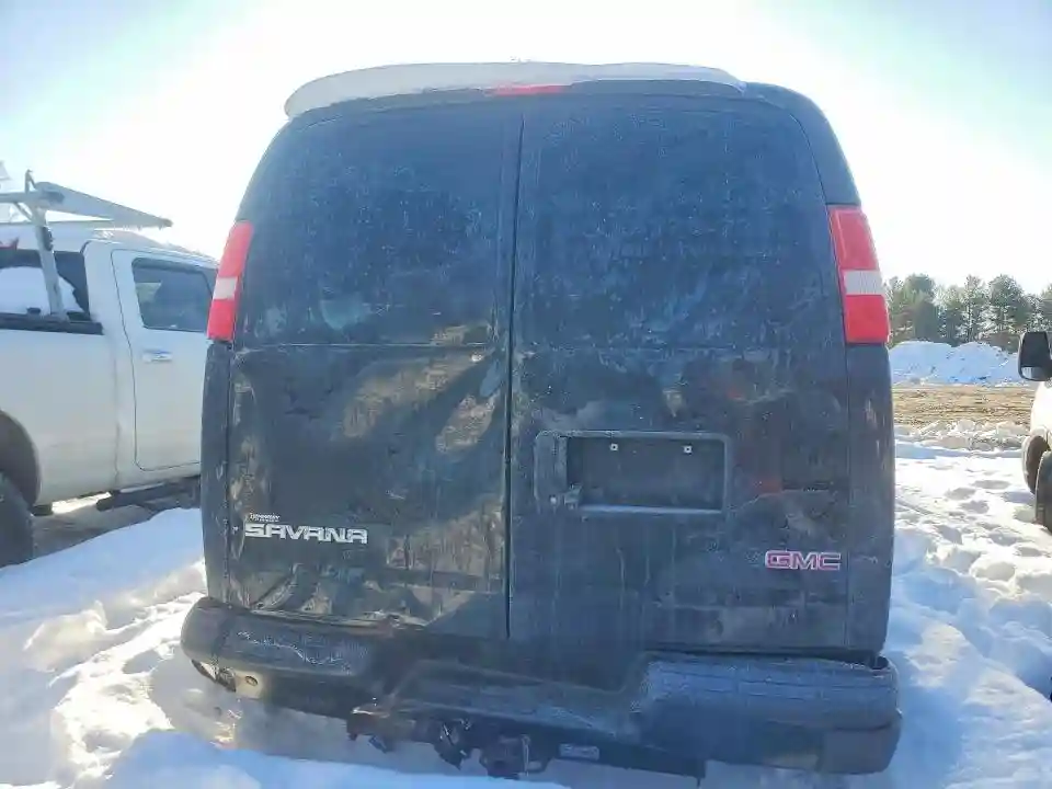 1GTZ7HF74M1313025 2021 GMC SAVANA-5