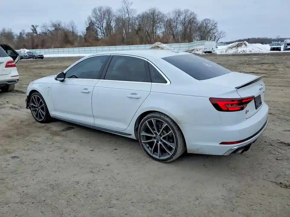 WAUC4AF44JA075939 2018 AUDI S4/RS4-1