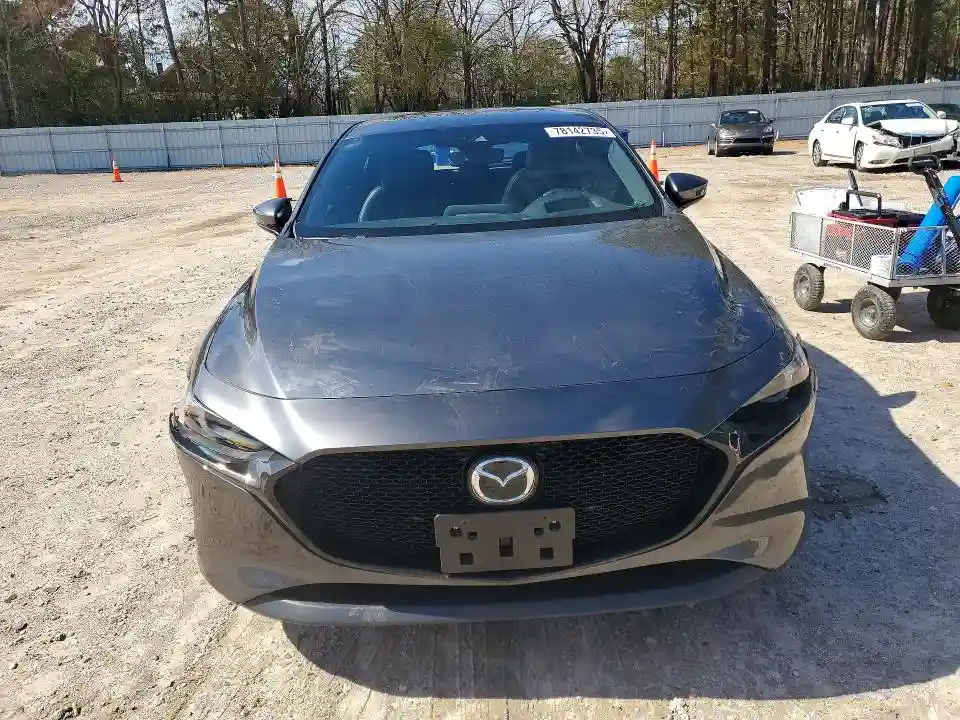 JM1BPAML6M1301144 2021 MAZDA 3-4