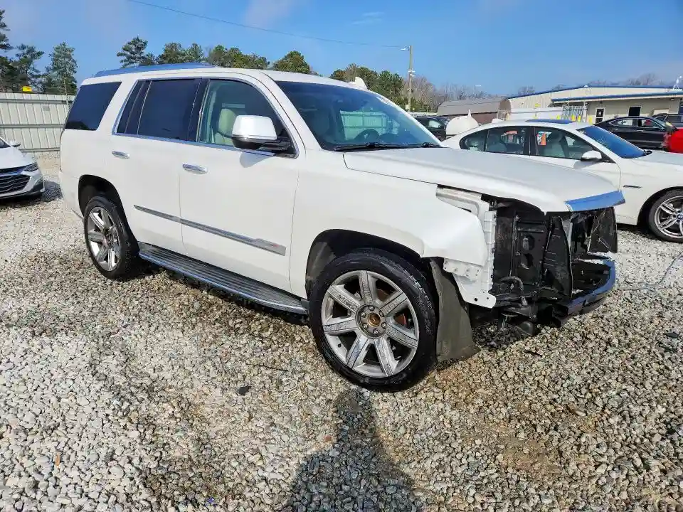 1GYS3BKJ4HR355224 2017 CADILLAC ESCALADE-3