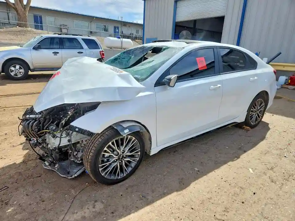 3KPF54AD6RE747594 2024 KIA FORTE GT-L-0