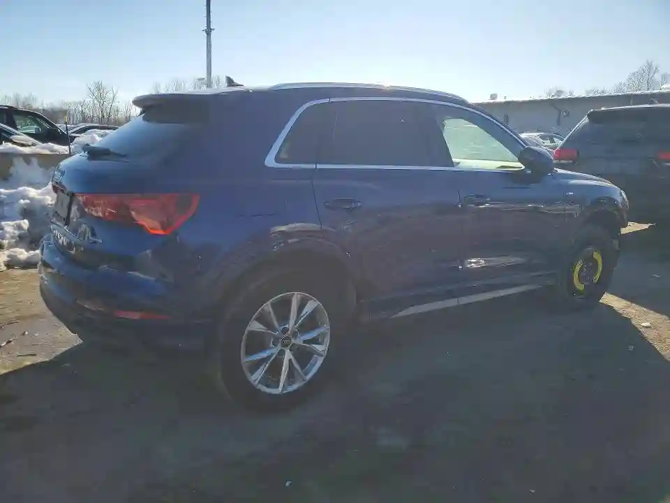 WA1DEDF34R1039560 2024 AUDI Q3-2